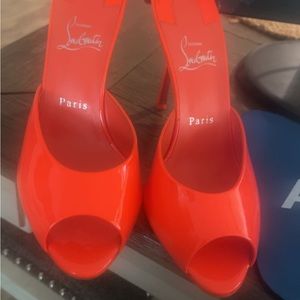 Christian louboutin heels size 39 1/2. Worn once